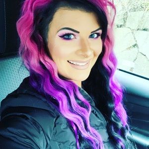 Meet your Posher, Wendy